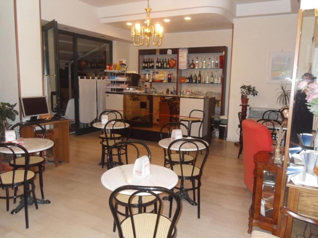 Hotel Ferrara San Benedetto del Tronto Eksteriør bilde